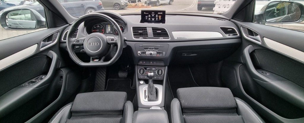 AUDI Q3 35 TDI S tronic S Business Sport