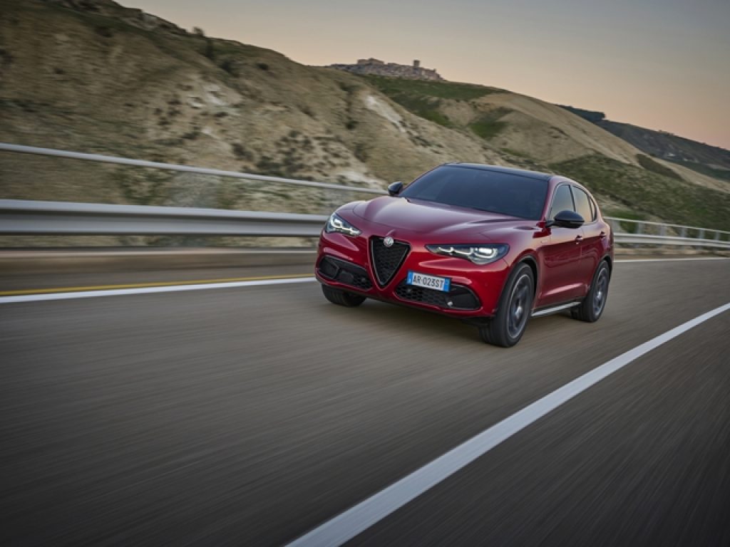 ALFA ROMEO Stelvio 2.2 Turbodiesel 210 CV AT8 Q4 Super